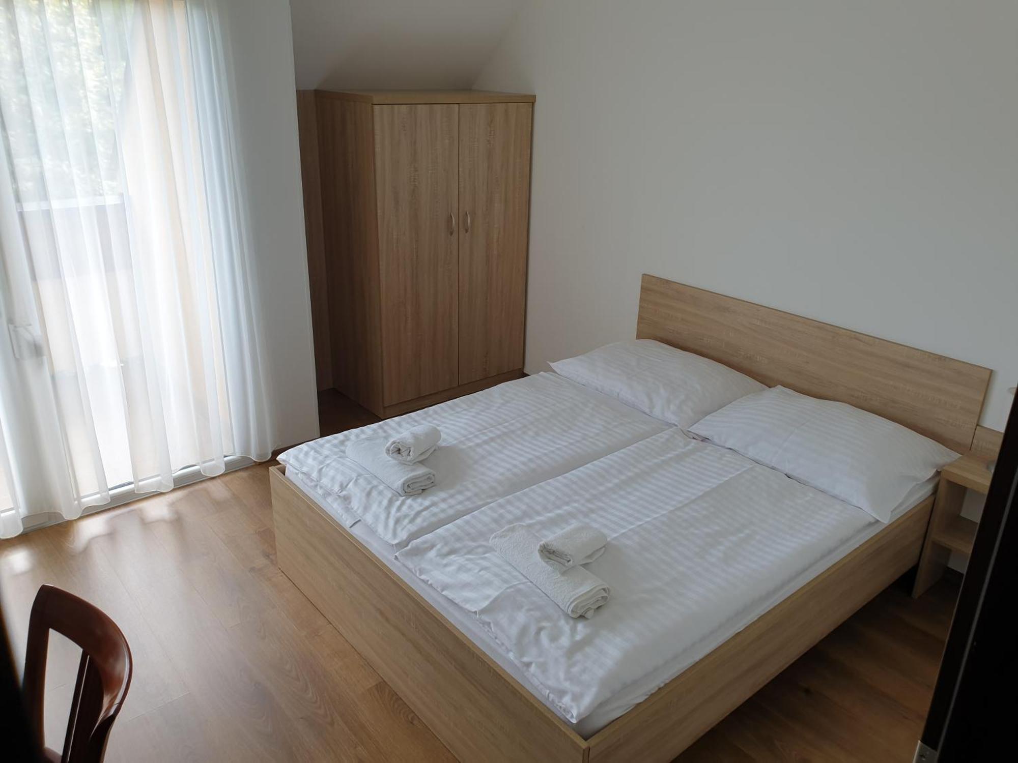 Adam Apartmanhaz Siófok Zimmer foto
