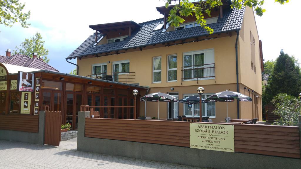 Adam Apartmanhaz Siófok Exterior foto